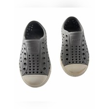 Native Jefferson Gray Perforated Waterproof Sneaker Kidcore Shoes Toddler Sz C6