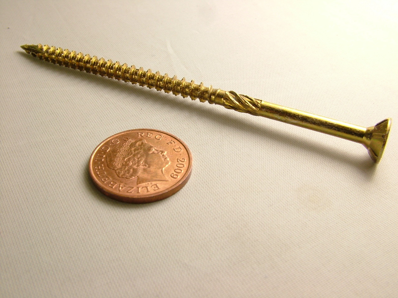 Schrauben High performance cutter thread wood screws Timberfix 360 gold