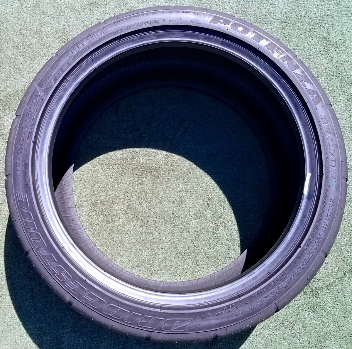 255/40ZRF20 Bridgestone Potenza RE070R Tire RFT 255 40 20 Nissan