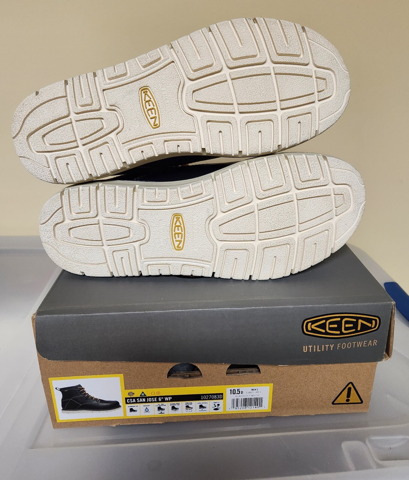 KEEN Hololive x Sanrio Korone Inugami x My Melody sada + čirý soubor