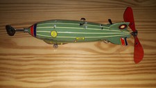 AVION  VINTAGE JOUET EN TOLE DIRIGEABLE / Zeppelin I-929 par PH Paya Hermano