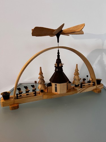 Schwibbogen-Pyramide Seiffener Christmette mit Turmbläsern. KULTURERBE - Bild 9 von 12