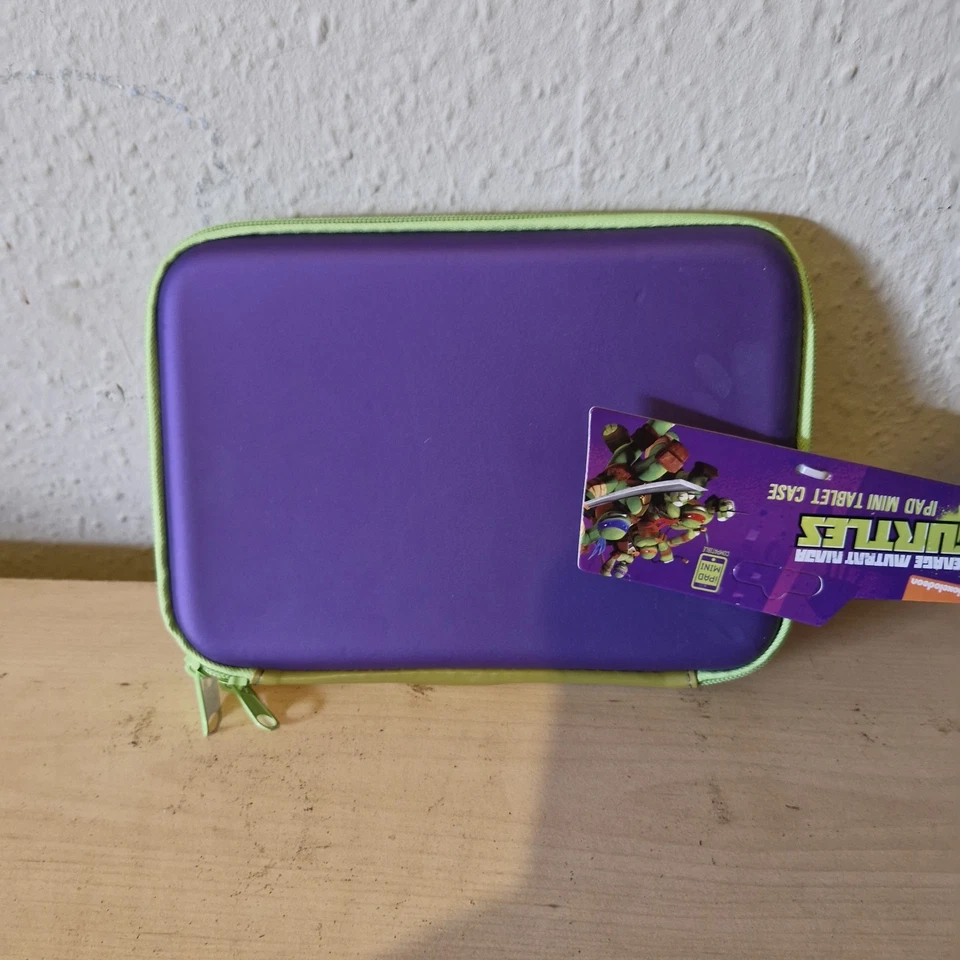 Teenage Mutant Ninja Turtles universal tablet case fit 7-8 inch tablets iPad Min - Image 3 of 4