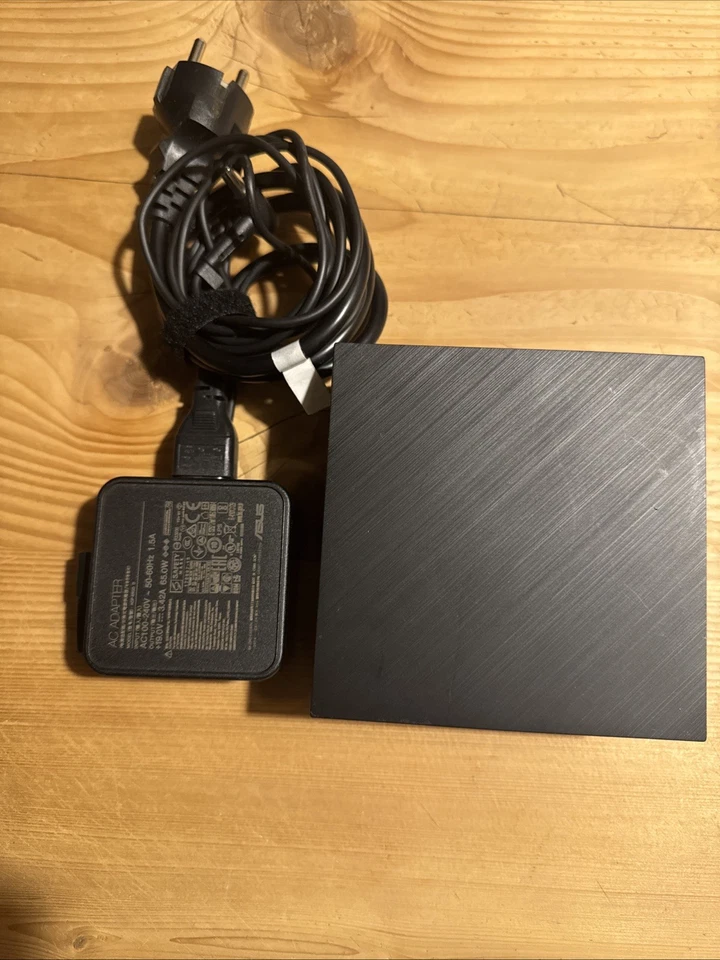 ASUS Mini PC PN40, Intel Celeron N4100, 8GB RAM, 480 GB SSD inkl.  . Netzteil - Bild 2 von 4