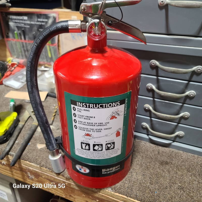 Badger 11lb HALOTRON FIRE EXTINGUISHER EMPTY