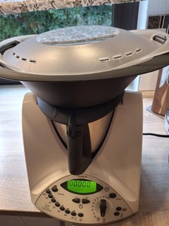 Thermomix TM31 Küchenmaschine Weiß Inkl. Zubehör in gutem Zustand