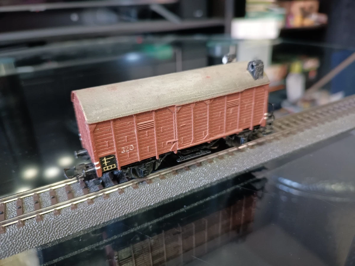 Märklin 46154 – Wagon De Marchandises Couvert DB Gbkl 238 – Échelle H0 – Long. 13,9 Cm – Modèle Court