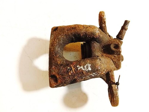BMW 1-Series 2005 Disc-Brake Caliper - FRONT LEFT used, Genuine #2720568-76