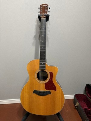Taylor 214ce-DLX mit Original Hardcase