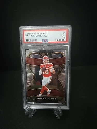 2019 Panini Select Patrick Mahomes II Concourse #7 PSA 9 MINT
