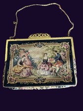 formal evening bag/clutch with delicate chain