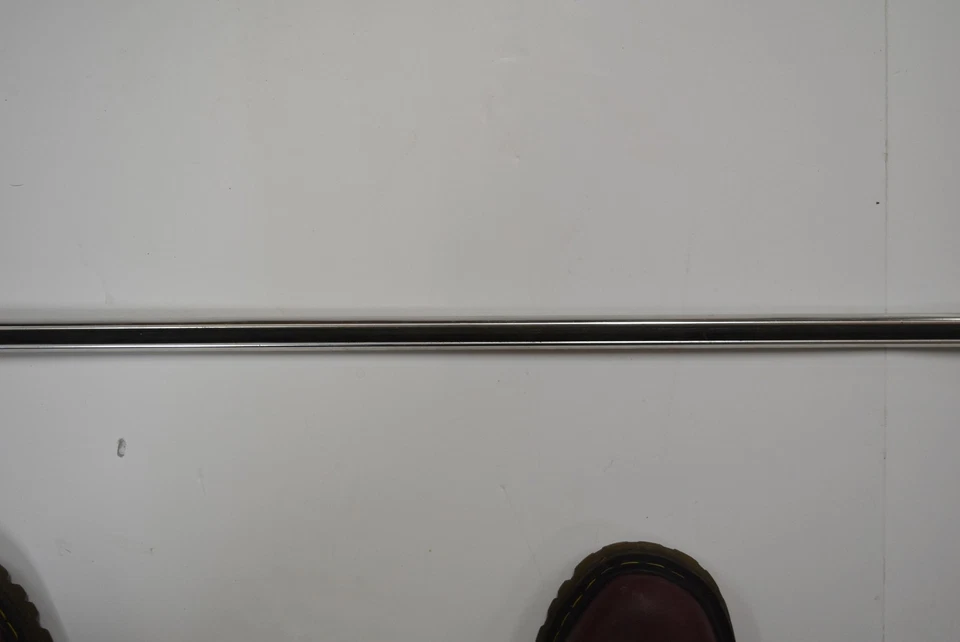 Ford Gran Torino 1972 LH conductor puerta delantera moldura 72 OEM GTS CJ 2 puertas Foto 4 de 4