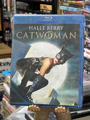 Catwoman (Blu-ray) Halle Berry, Benjamin Bratt, Sharon Stone, Frances Conroy NEW