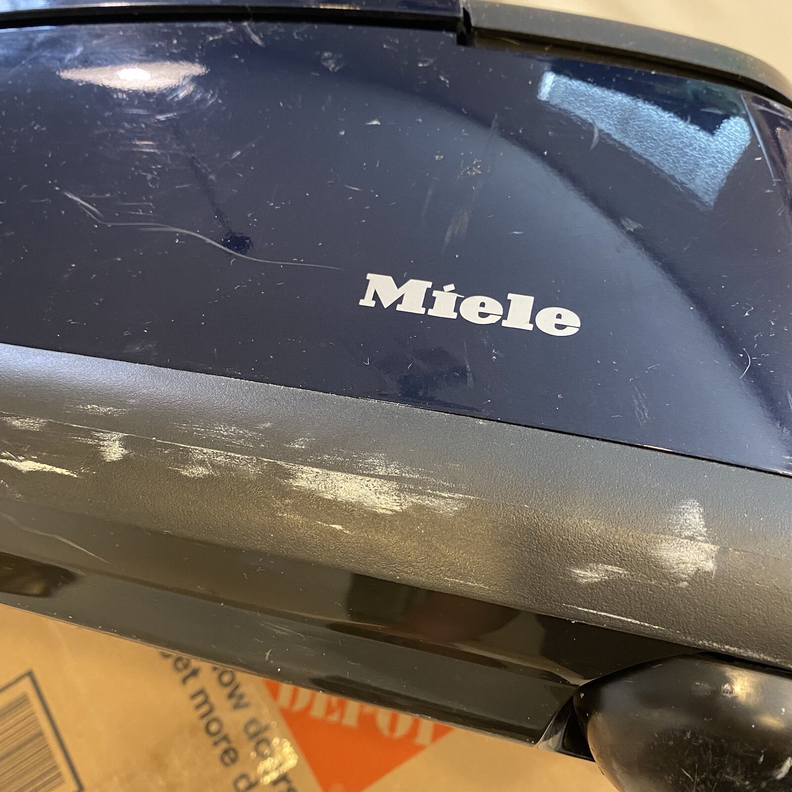 Miele Blue Moon Canister Only Vacuum Cleaner S658 Retractable Cord