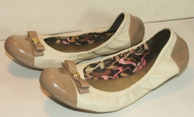 tahari gibson ballet flats