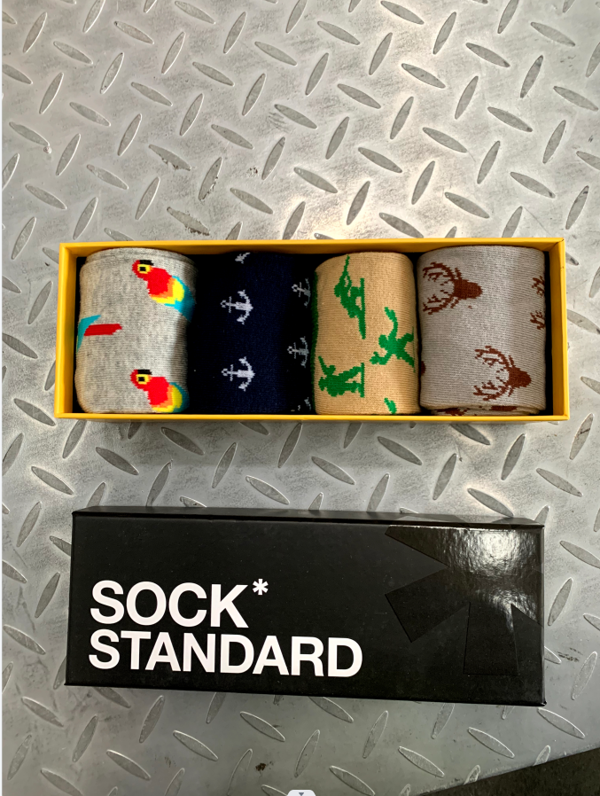 4 Pairs Men's Cotton Novelty Socks Funny Sox Crazy Crew Socks + Gift