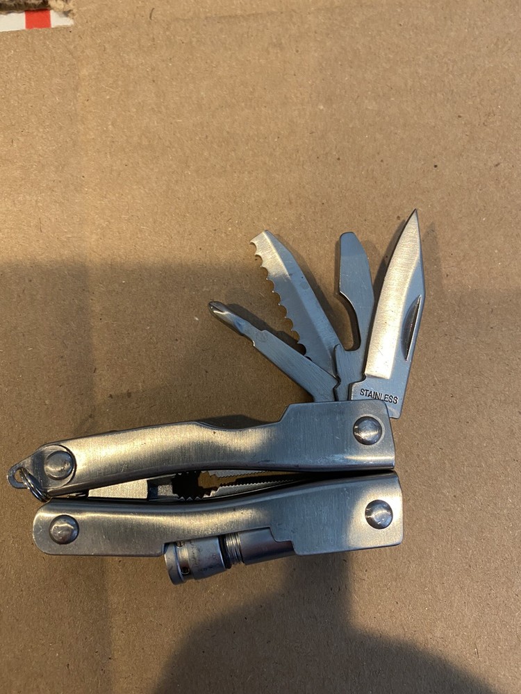 Multifunctional Pocket Knife with Pliers and Flashlight