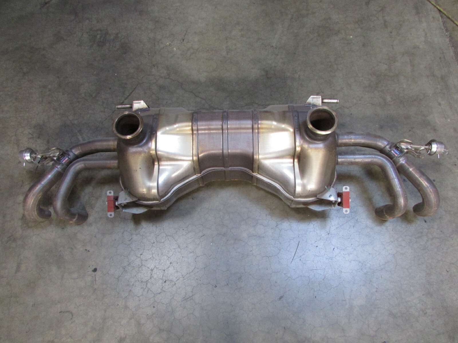 Lamborghini Huracan, Muffler, Used, P/N 4T0251051A