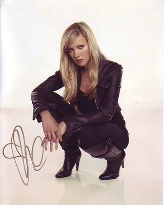 Katie Cassidy Signed Autographed 8x10 Photograph