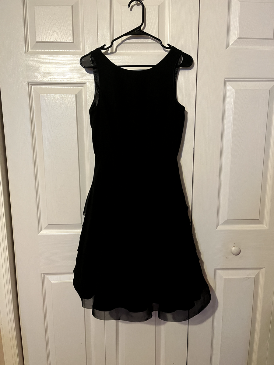 White House Black Market Black Tiered Fit-and-Flare Dress Size P/O  EXCELLENT!