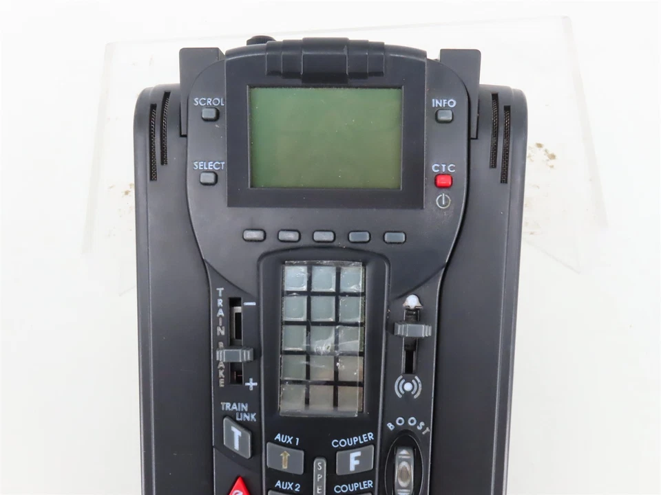 Lionel LEGACY 992 Command Base & 991 CAB-2 Remote w/ Extra TMCC Base - Image 2 of 4