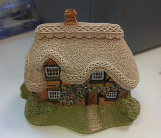 Lilliput Lane Bramble Cottage 1990 no box or deeds