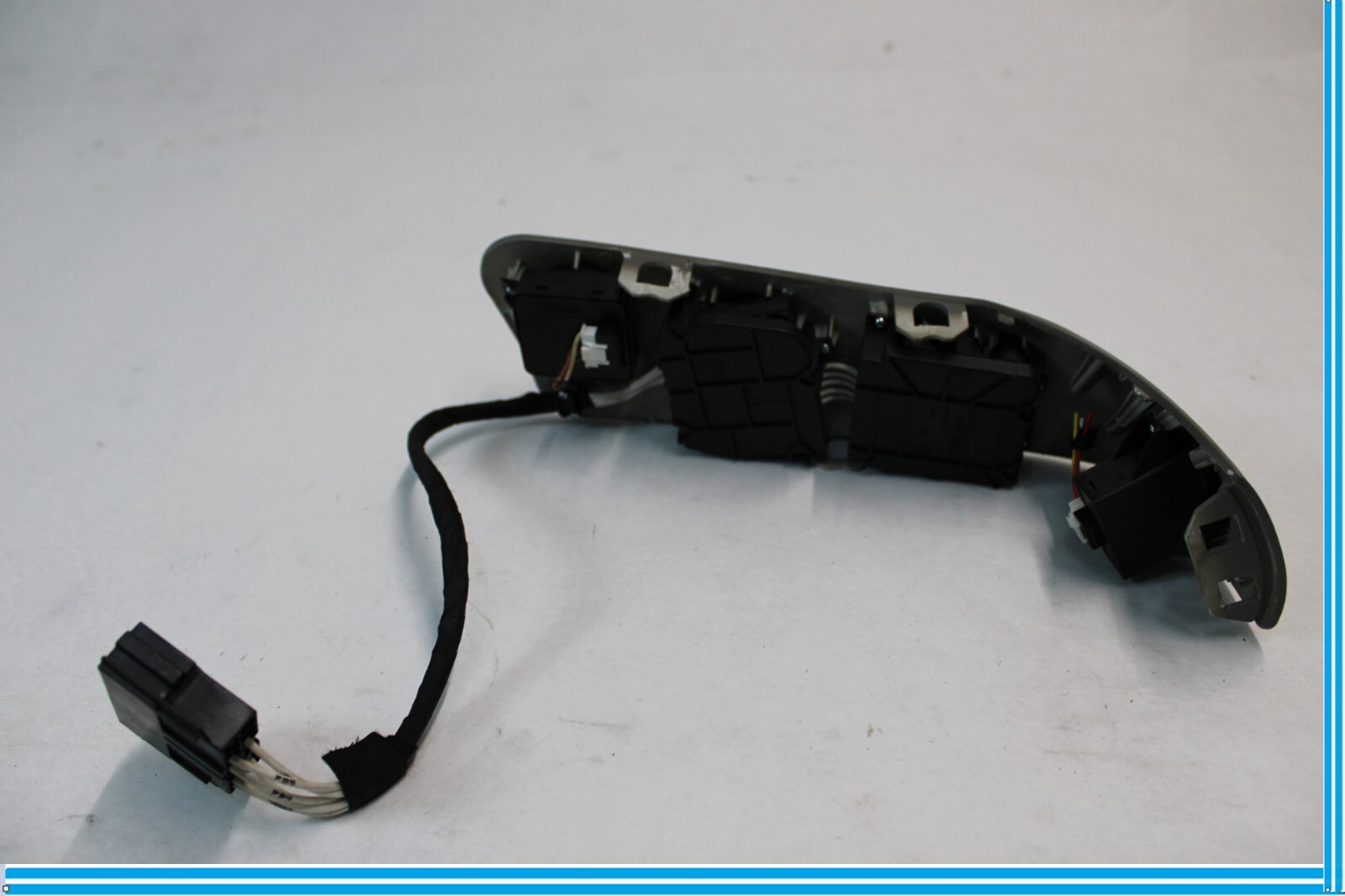 2007 M139 MASERATI 03-12 QUATTROPORTE FRONT LEFT DRIVER SEAT CONTROL SWITCH OEM