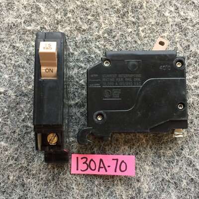 Lot of 2 Cutler Hammer CH115 1 Pole 15 Amp 120/240V Plastic Foot ...