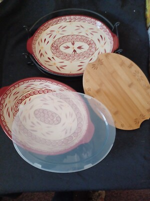 QVC Temptations Enameled  3qt. Casserole Set W/ Metal Trivet OLD WORLD Pattern 