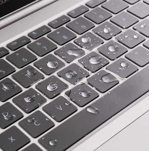 Ultra cienka przezroczysta pokrywa klawiatury TPU do MacBooka Pro 16 14 13 15 M2 M3 M4 - Zdjęcie 4 z 12