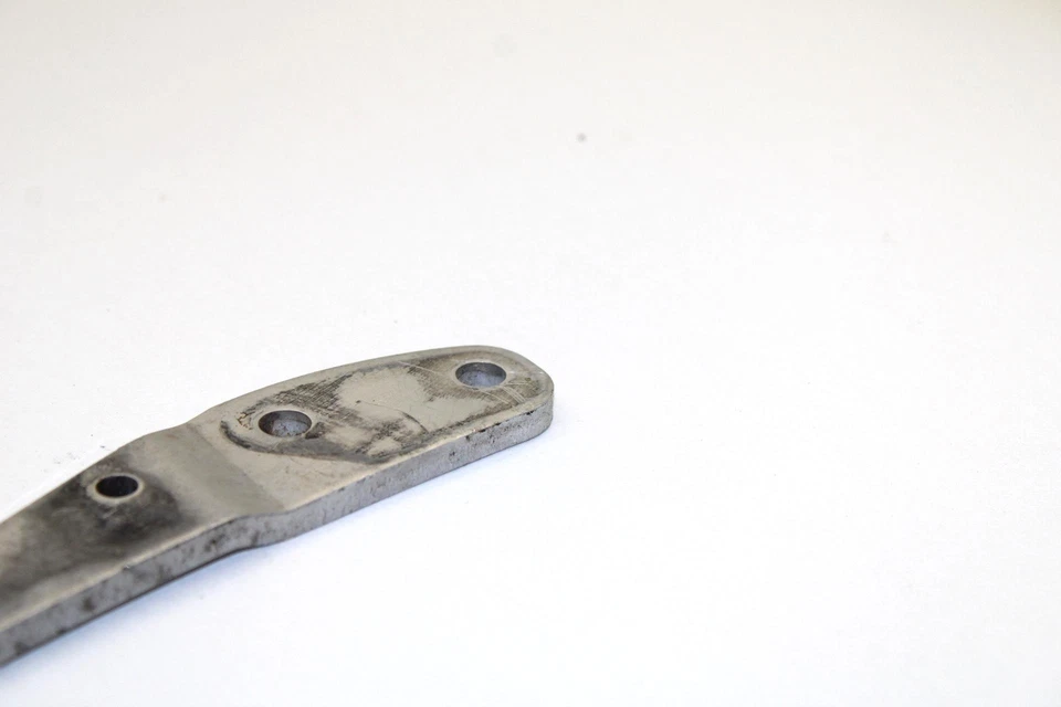 2006 Yamaha Attak Oem Right Outer Rail Brace 8FT-4741D-00-00 SY91 - Image 4 of 4