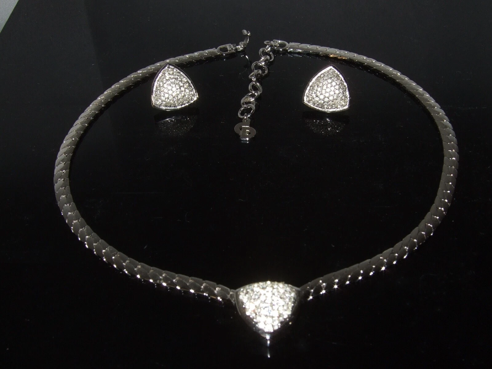 Ensemble de boucles d'oreilles collier vintage Christian Dior ARGENT AVEC COPEAUX DIAMANT CHOKER
