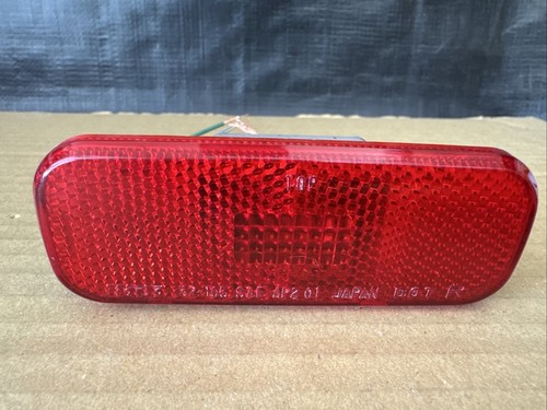 FREE SHIPPING OEM 2004-2006 SCION XB RIGHT SIDE MARKER LIGHT RH PASSENGER - Picture 2 of 7