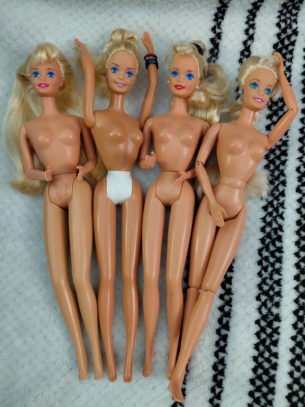 Barbie  - 4 Blonde Nude