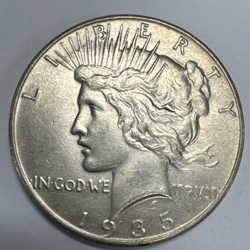 1935 Peace Silver Dollar Uncirculated.