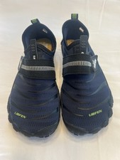 kids water shoes size 1 -Pre-Owned