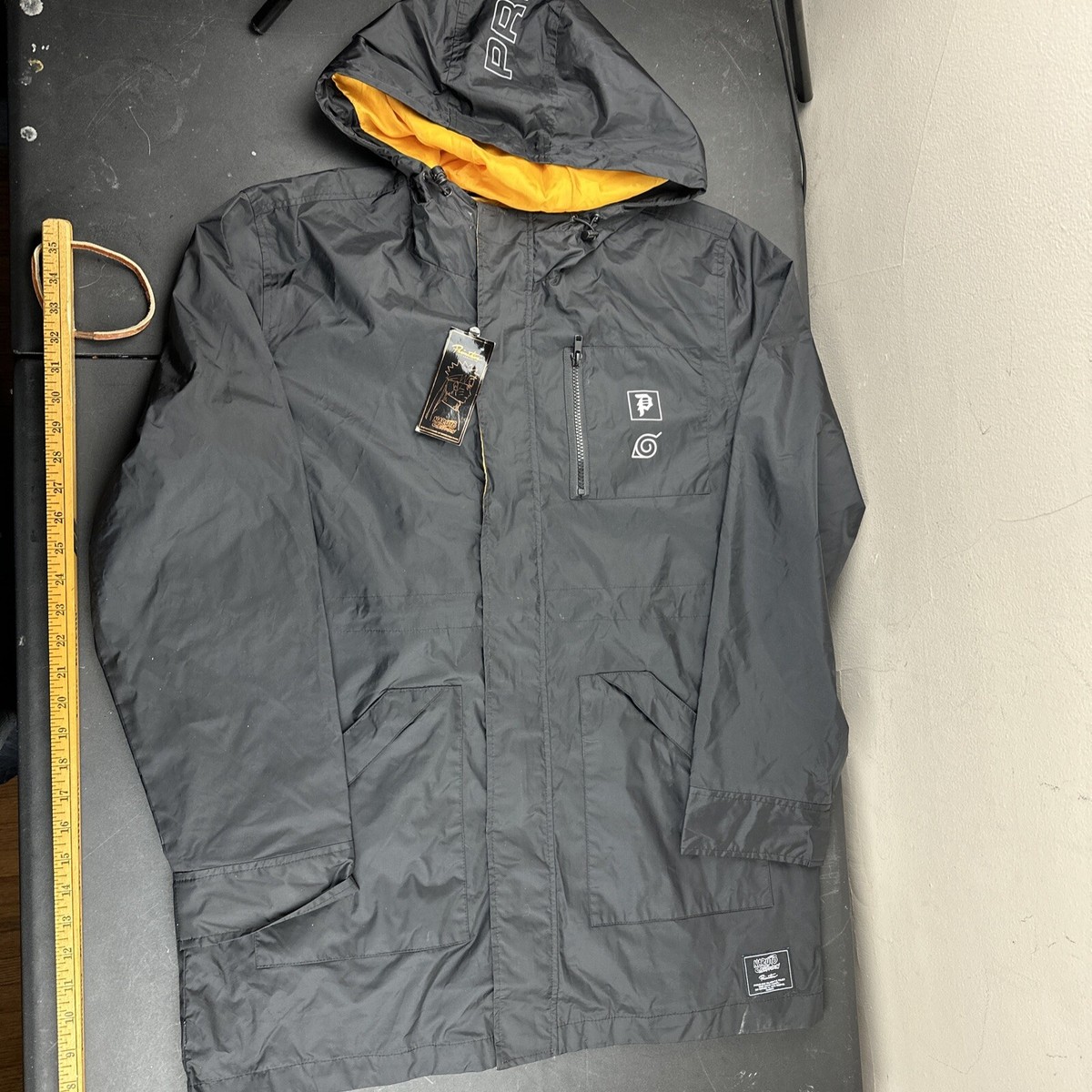 Primitive x Naruto Shippuden naruto Black Windbreaker Jacket Large
