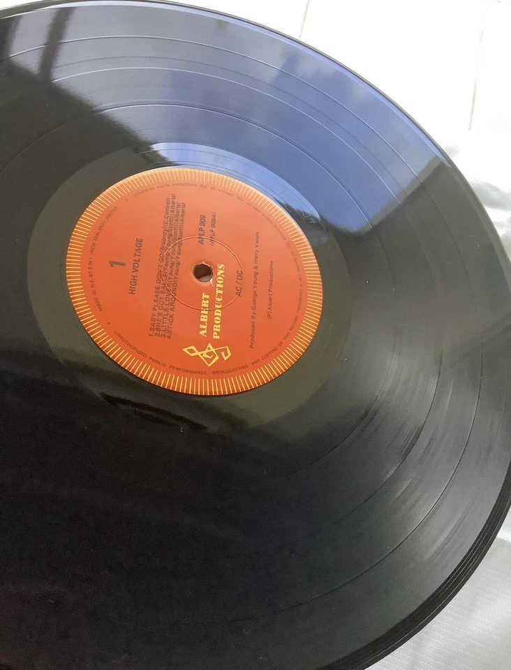 Lp AC/DC *High Voltage*Albert Production Rare New Zealand-Australia NM! Foto 3 de 4