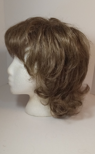 Revlon Wig, Color Brown/Dark Brown Flip Style - Picture 3 of 5
