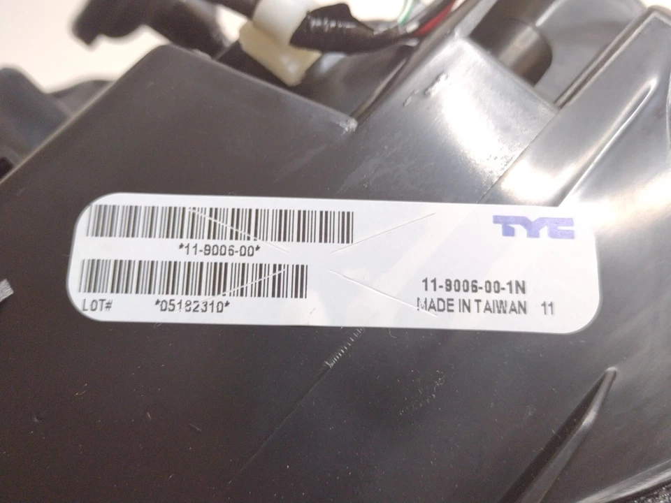 Luz trasera izquierda Mazda CX-5 2013-2016 Foto 3 de 4