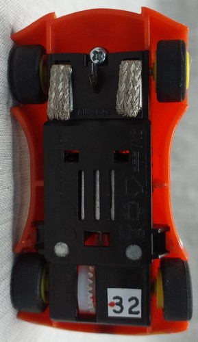 Micro Scalextric Justice League Wonder Woman Slot Car 9v 1:64 Scale PreLoved - Picture 8 of 24