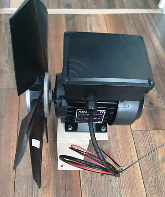 AEG AMM 63Z AA4 Elektromotor 0,12kW 230V 1370U/min IP55 mit Lüfterhalterung