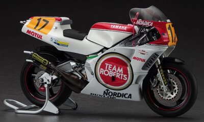 Hasegawa 1/12 Model Kit Team Lucky Strike Roberts Yamaha YZR500