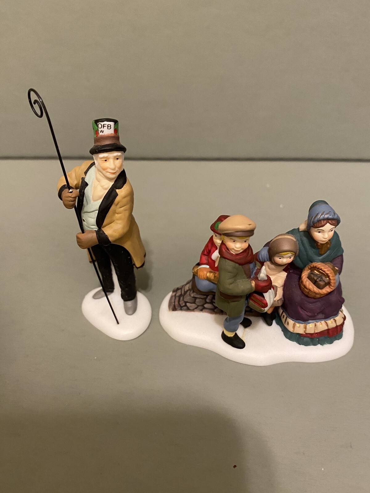 Dept 56 Village A CHRISTMAS CAROL READING by Charles Dickens 5804 eBay