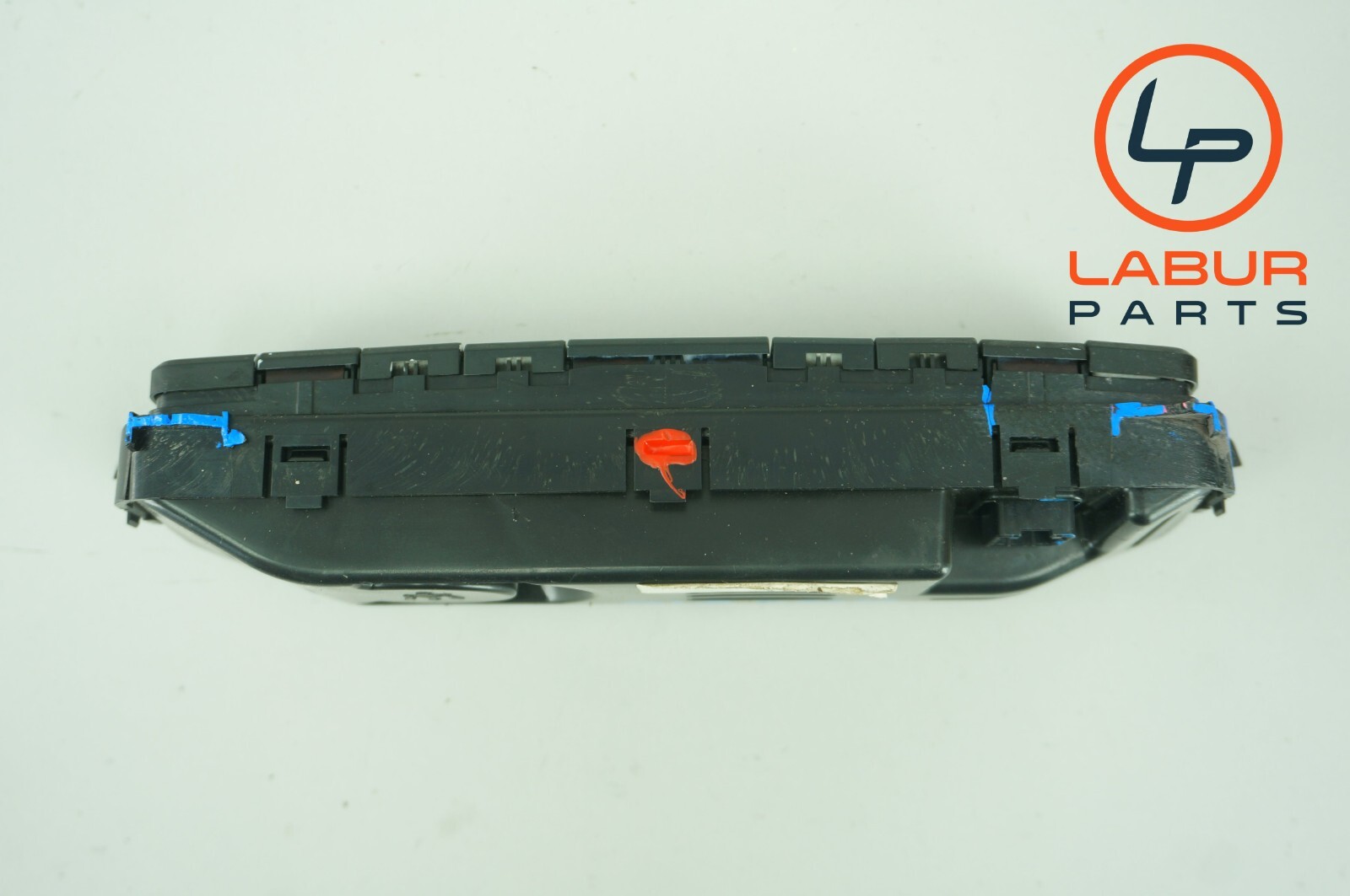M139 03-13 Maserati Quattroporte A/C Heater Climate Control Unit Switch K445