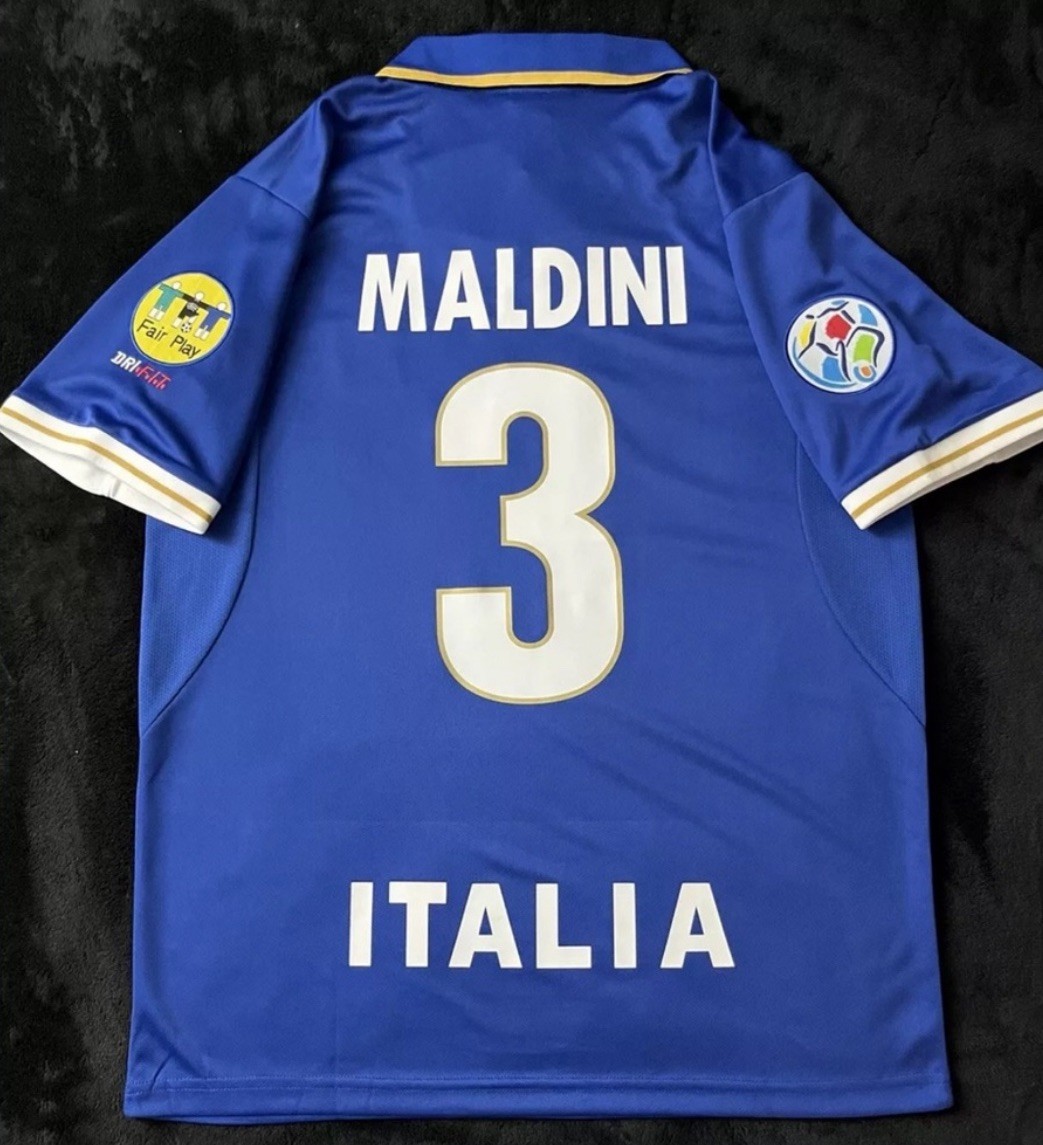 Maldini #3 XL 1996 Italy Home Jersey X Large Soccer Football Retro