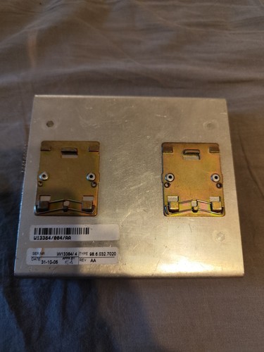 PRAXIS AUTOMATION 98.6.032.7020 INPUT OUTPUT MODULE REV AA (Used) - Afbeelding 2 van 2