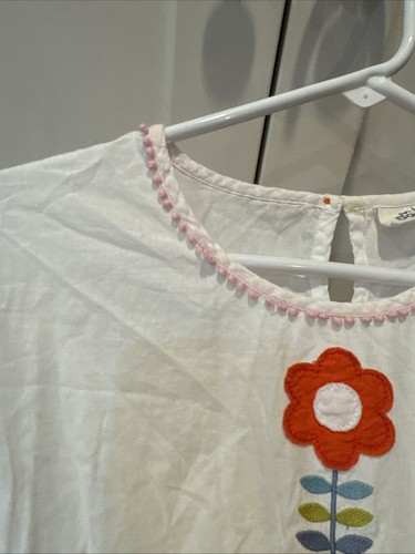 Mini Boden Girls White Flower Appliqué & Embroidered Cover Up Kaftan 11 12 - Picture 3 of 9