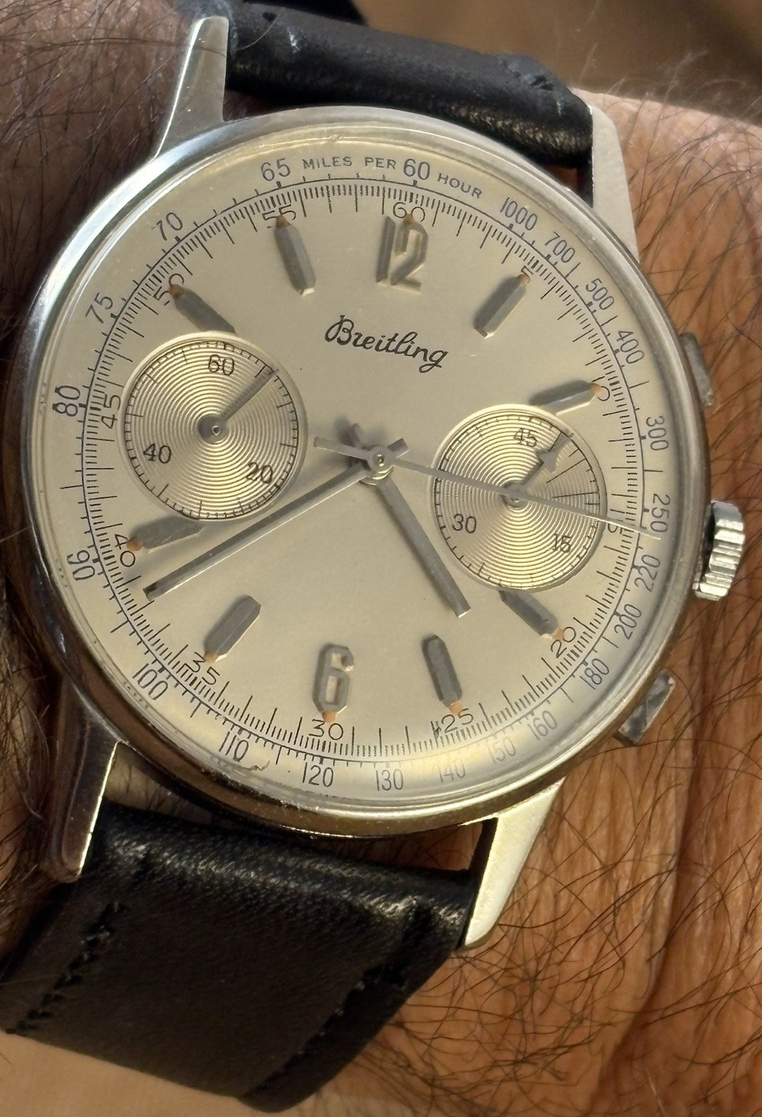 37 VINTAGE mm,manual MEN'S wind chronograph watch old  BREITLING ,BIG   - vintagewatches.pk