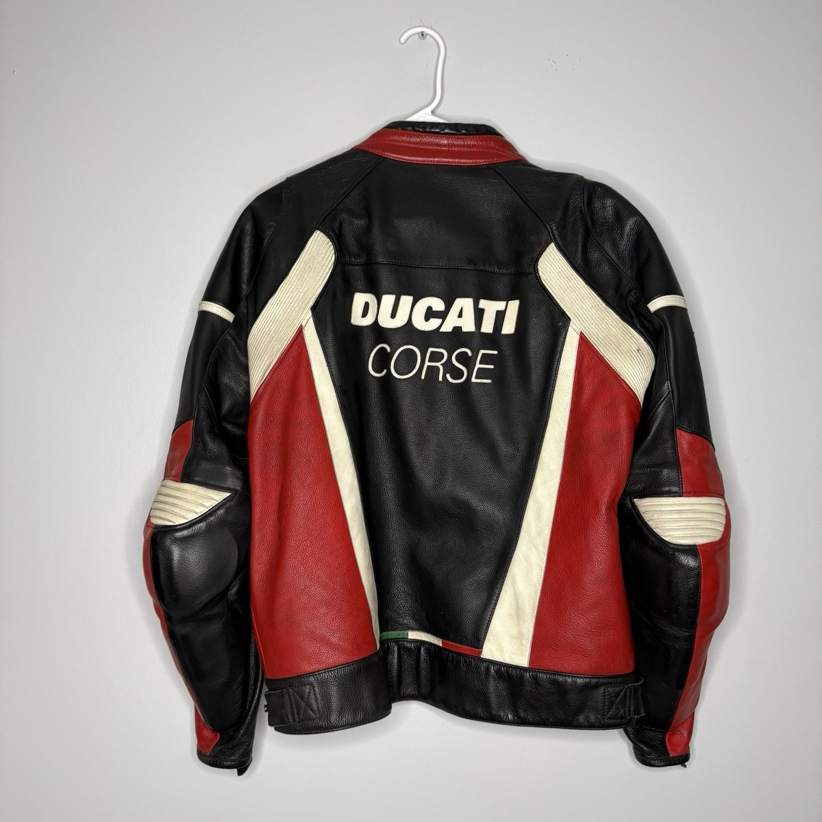 Men's Ducati Corse Armored Leather Motorcycle Jacket Size EU 56